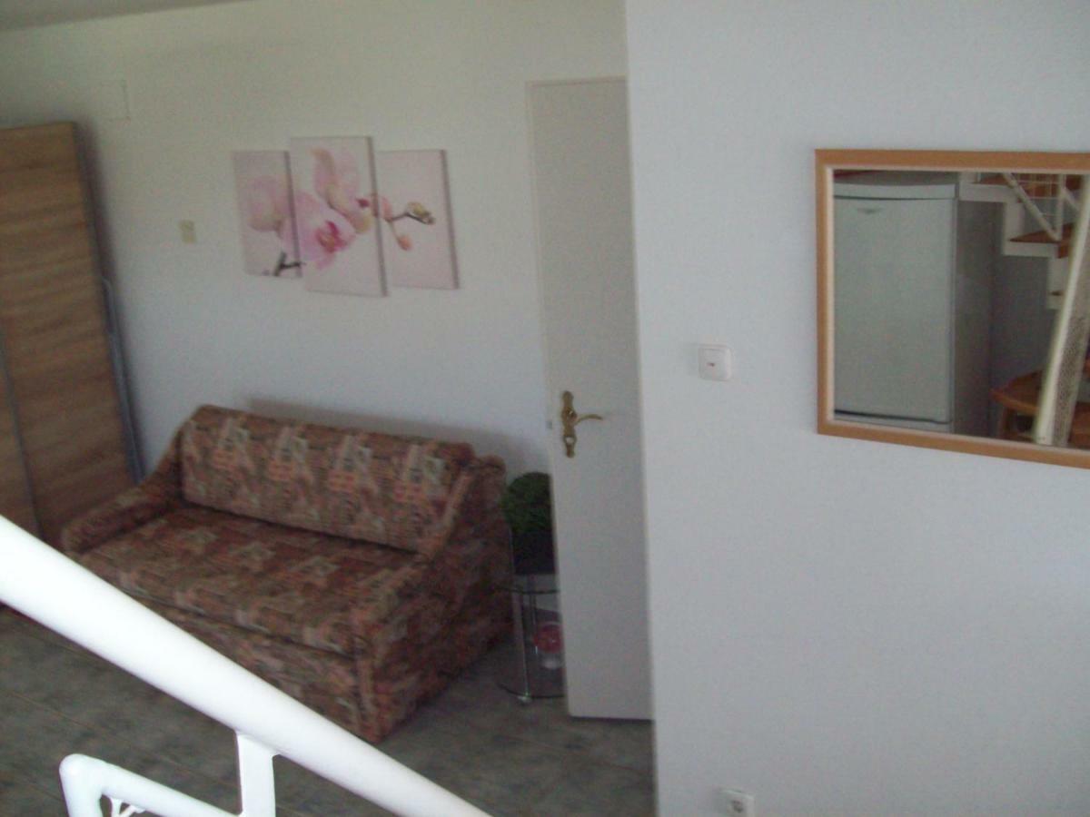 Ferienhaus Am Plattensee Balatonmáriafürdő Esterno foto