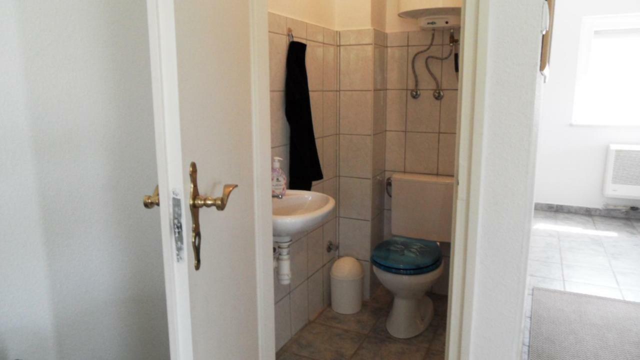 Ferienhaus Am Plattensee Balatonmáriafürdő Esterno foto